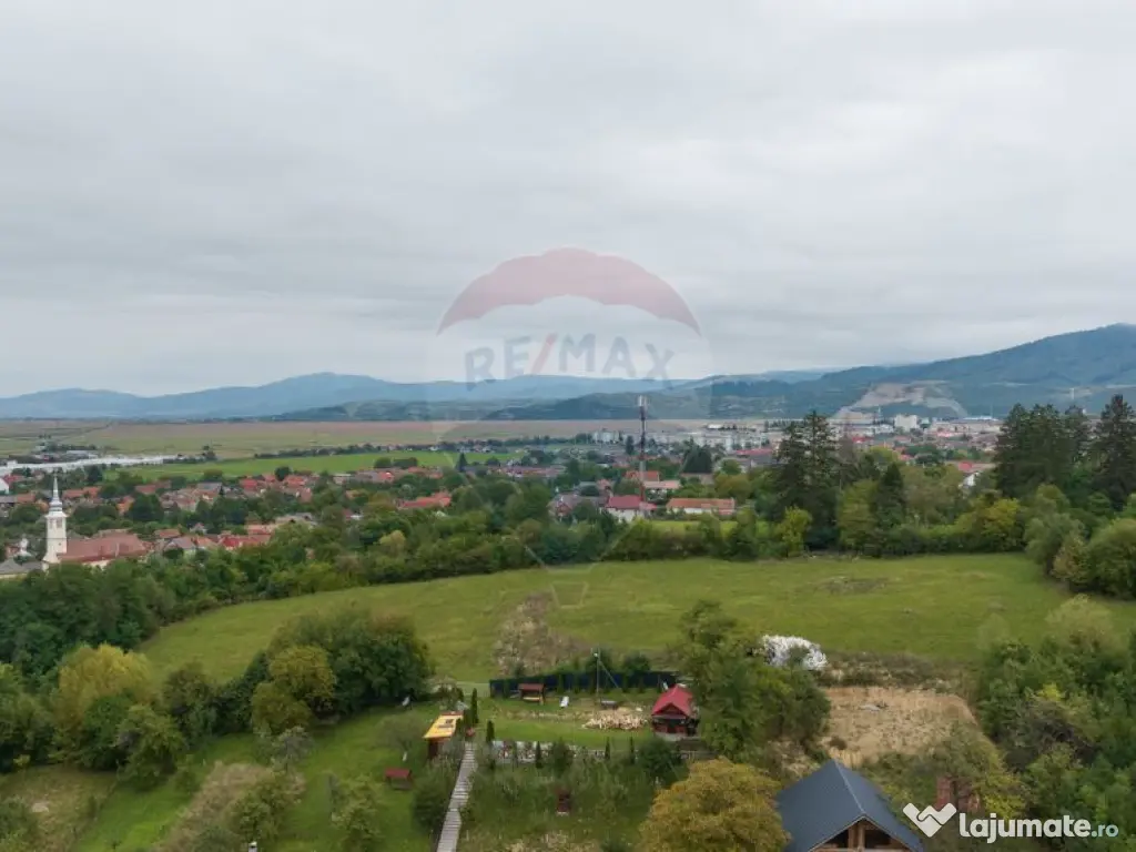 Proiect autorizat (AC) pentru constructia a 4 vile indivi... 