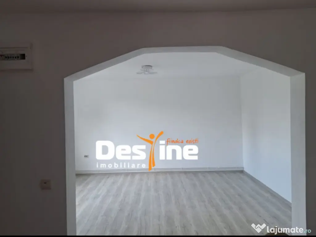 Casă individuală P+M 113 mp + garaj + beci 500 mp teren - 