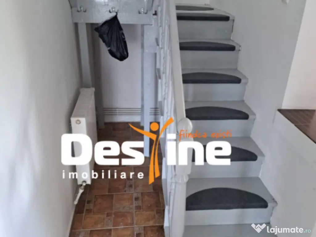 Casă individuală P+M 113 mp + garaj + beci 500 mp teren - 