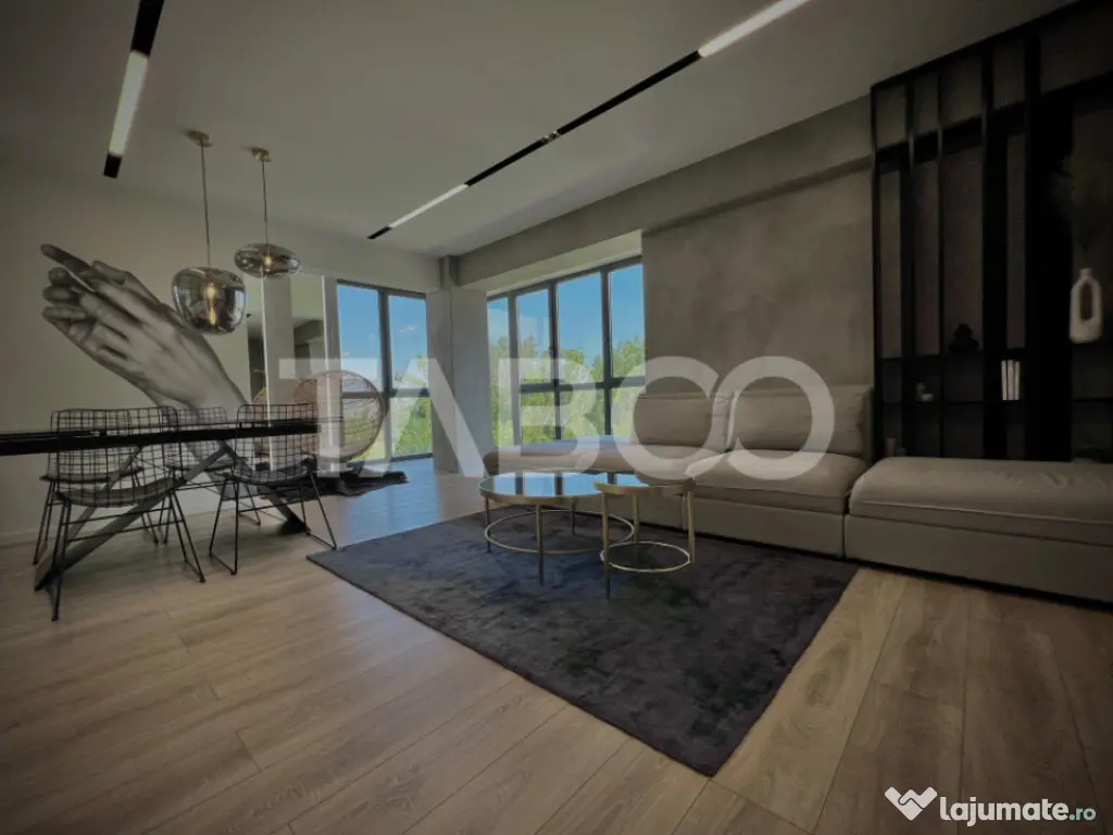 Apartament ultrafinisat cu 2 camere de vanzare si parcare Gh 