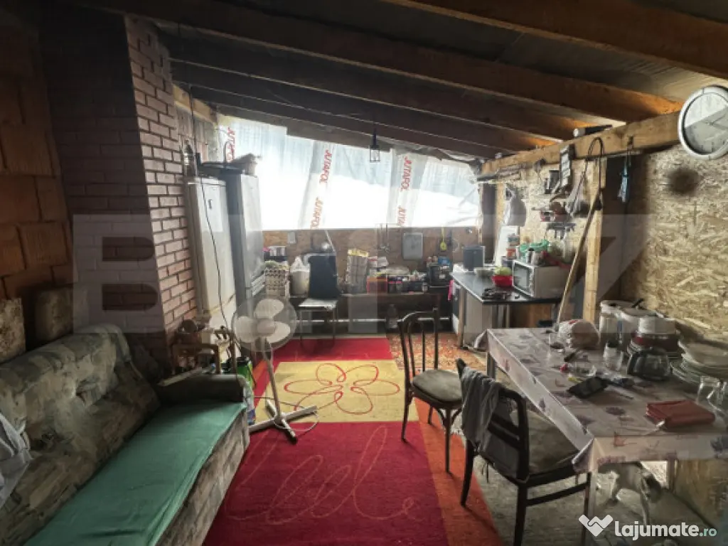 Casa de vanzare, 265 mp, zona Boghis