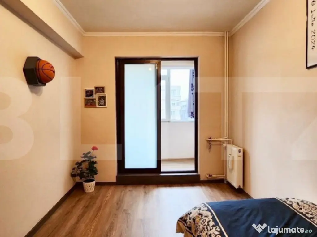 Apartament cu 4 camere, semidecomandat, tip D, 85 mp, Calea