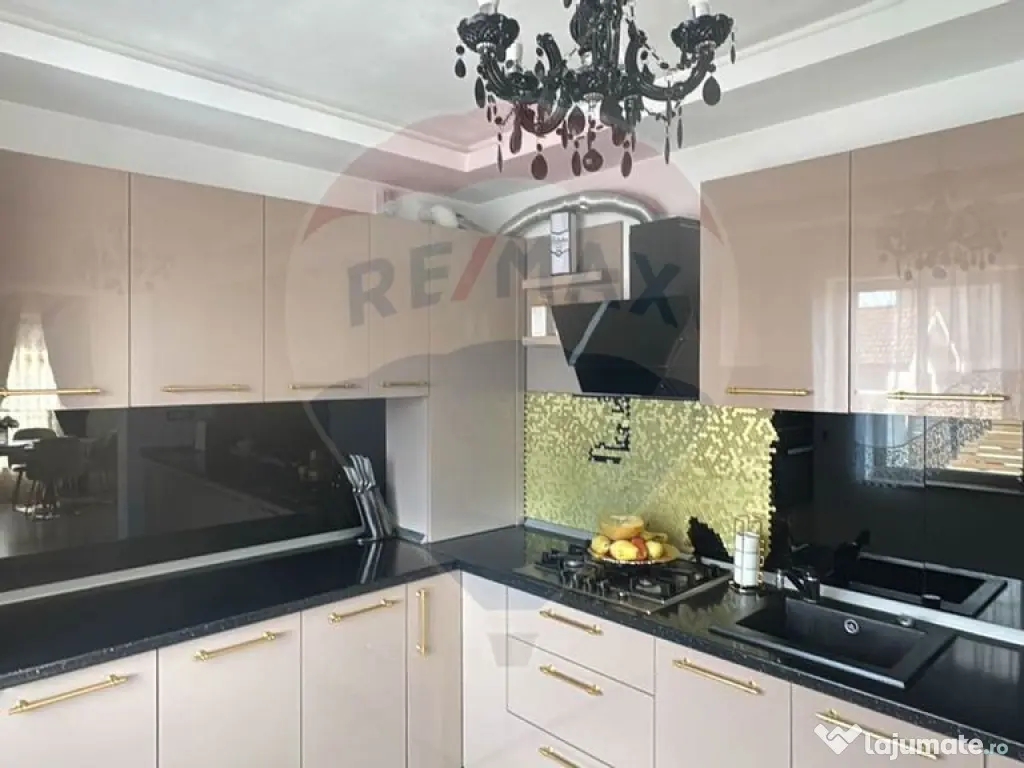 De închiriat casă modernă cu 4 camere, în Sântandrei 