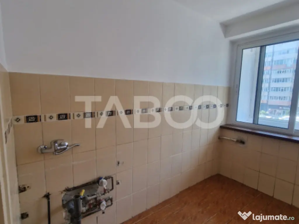 De vanzare apartament 2 camere Obor balcon mare proximitate 
