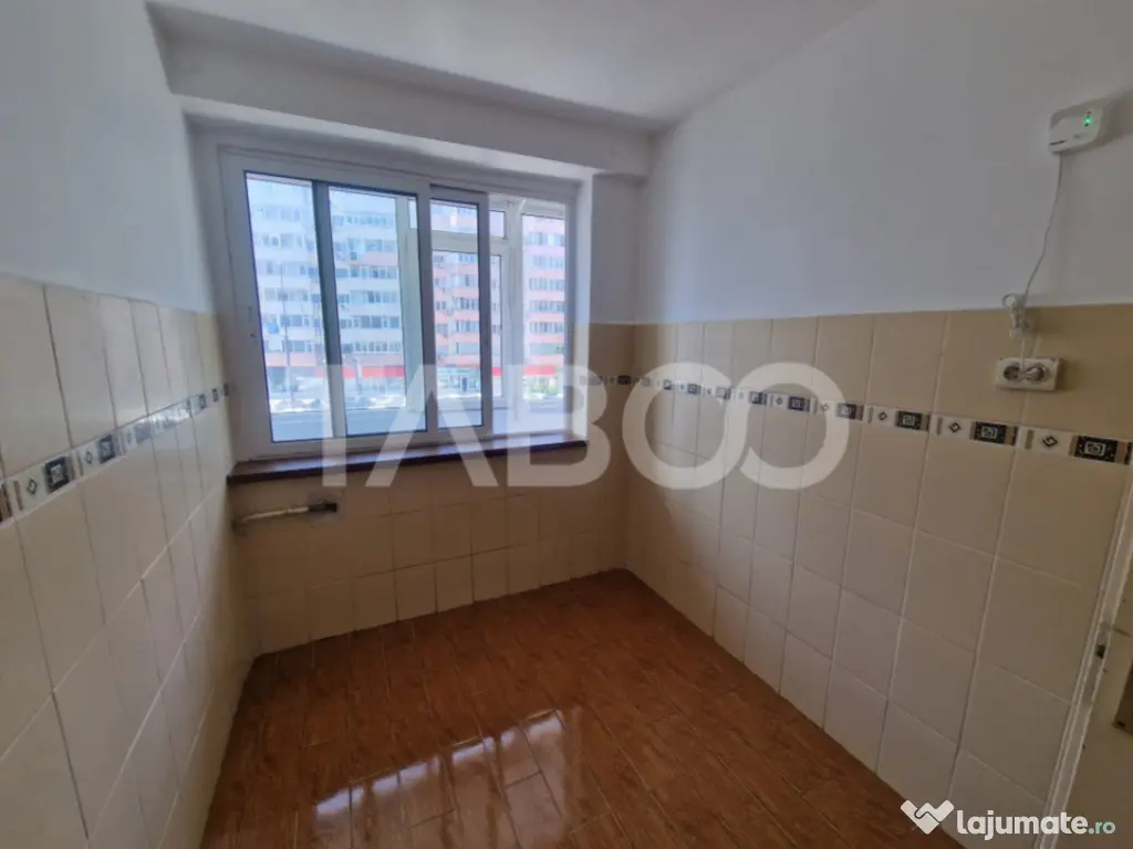 De vanzare apartament 2 camere Obor balcon mare proximitate 