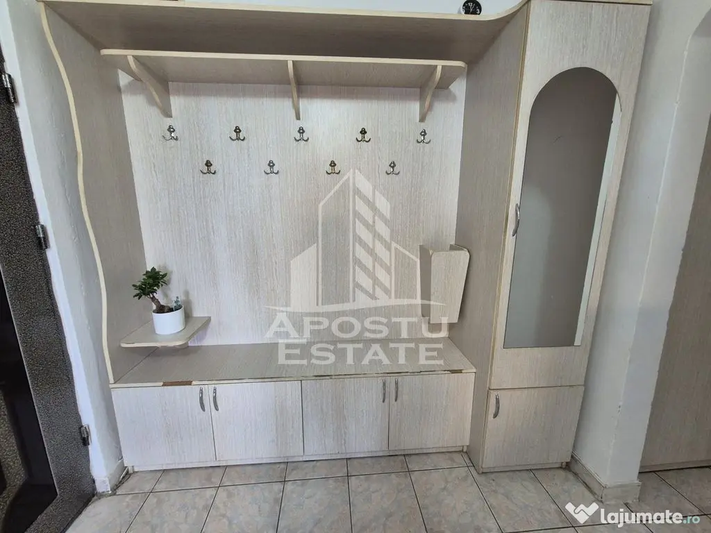 Apartament cu 3 camere, 65mp, zona Lipovei 