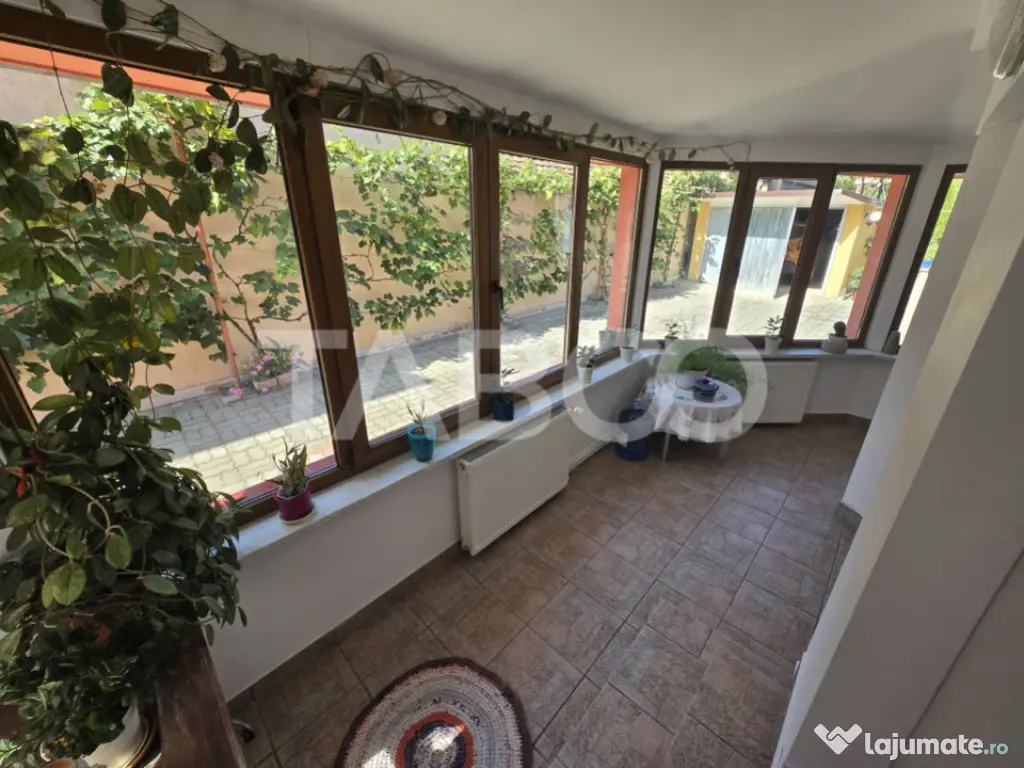 Casa individuala de vanzare 387mp teren 624mp Sura Mica Sibi 