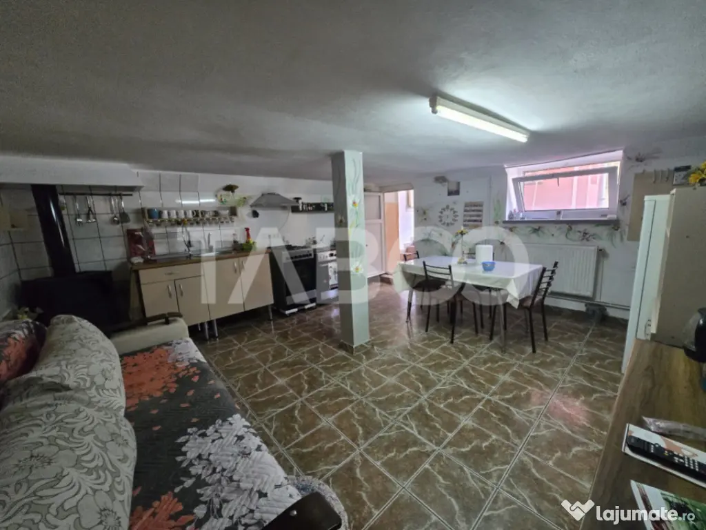 Casa individuala de vanzare 387mp teren 624mp Sura Mica Sibi 