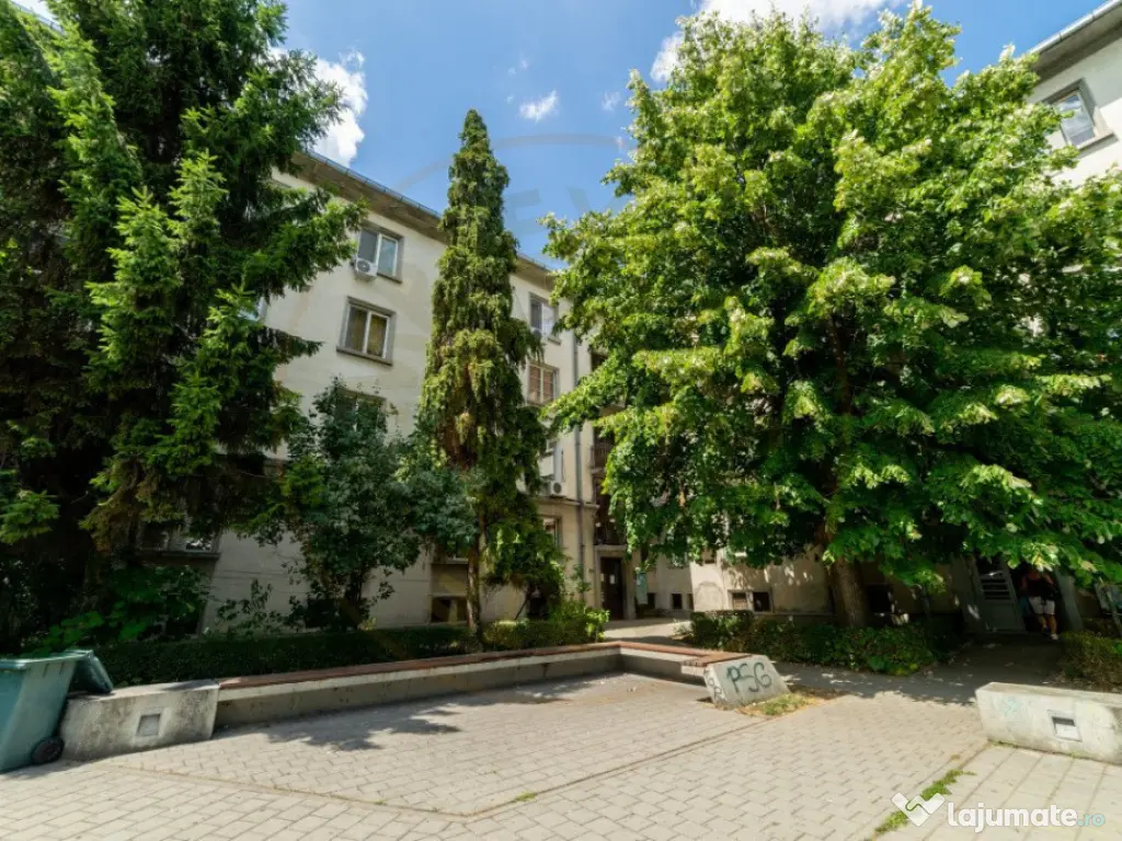 Apartament ultracentral - 2 camere - zona Primariei 