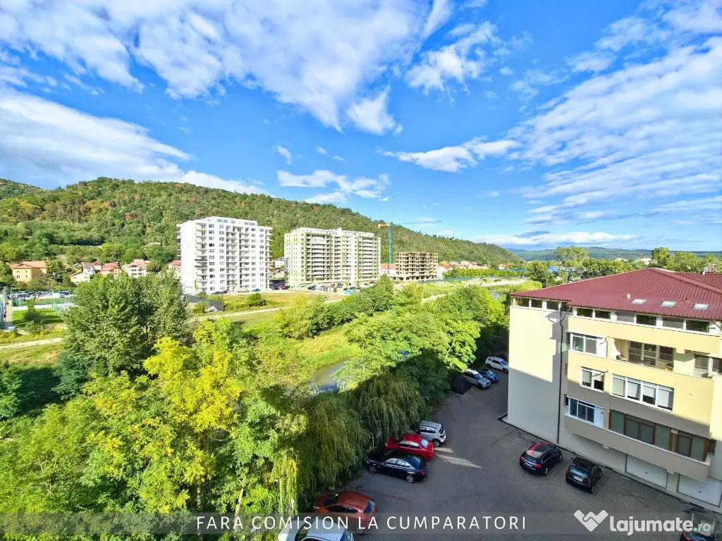 APARTAMENT DE 3 CAMERE, 107 MP - LA 3 MINUTE DE CENTRU 