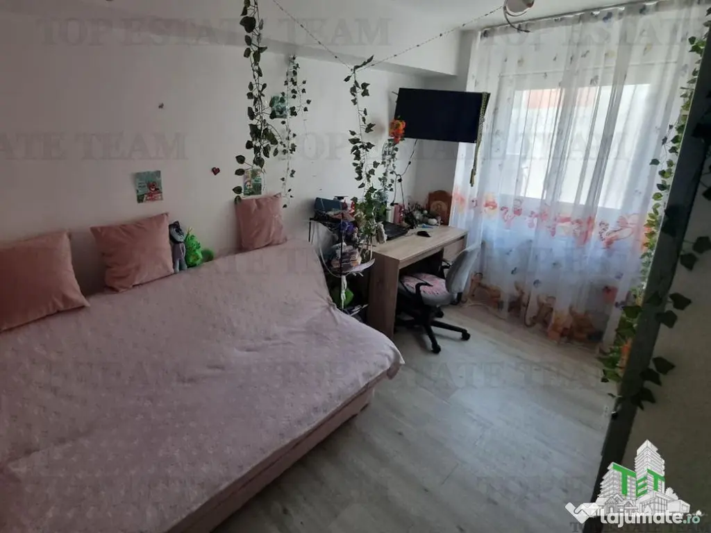 Duplex de 90mp cu 2 locuri de parcare (contra cost), Constan 