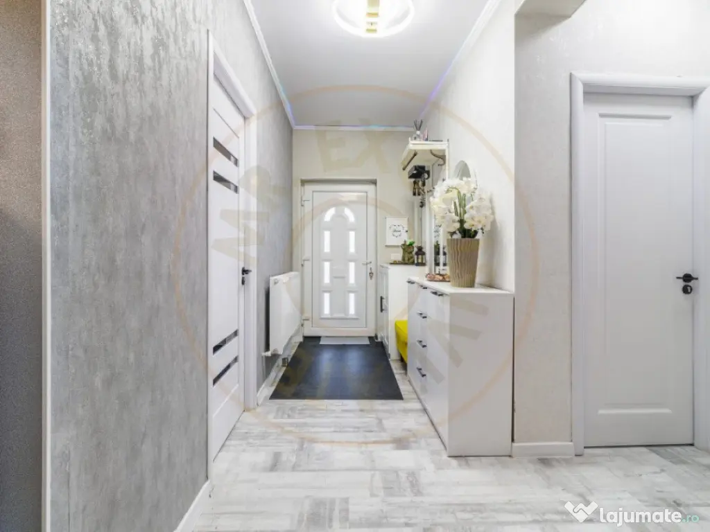 Casa parter complet mobilata cu toate utilitatile trase