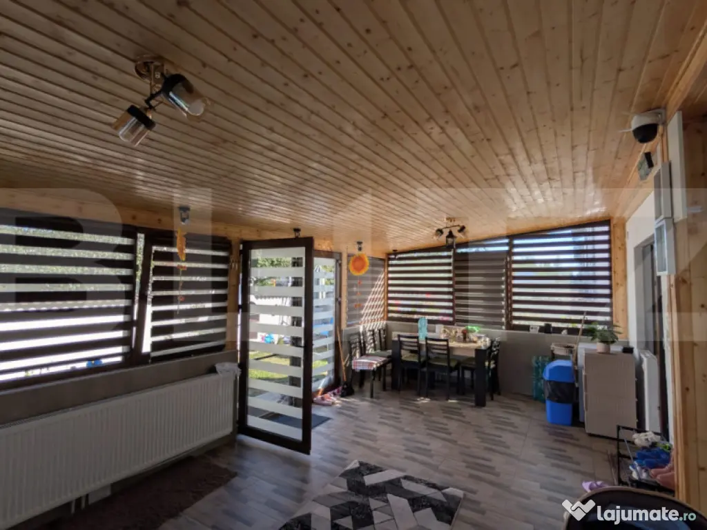 Matraca Casă tip duplex, 176 mp utili + teren 204 mp, front