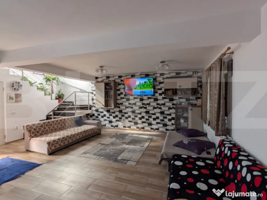 Matraca Casă tip duplex, 176 mp utili + teren 204 mp, front