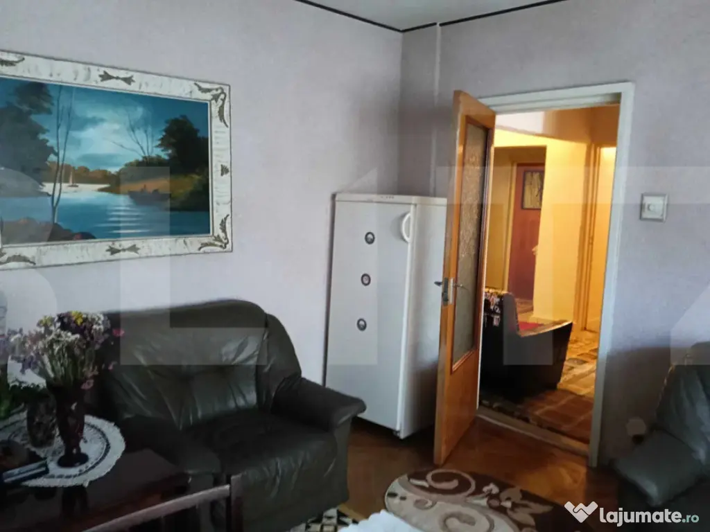 Apartament spațios, 78 mp, decomandat, etaj 1 – cu parca