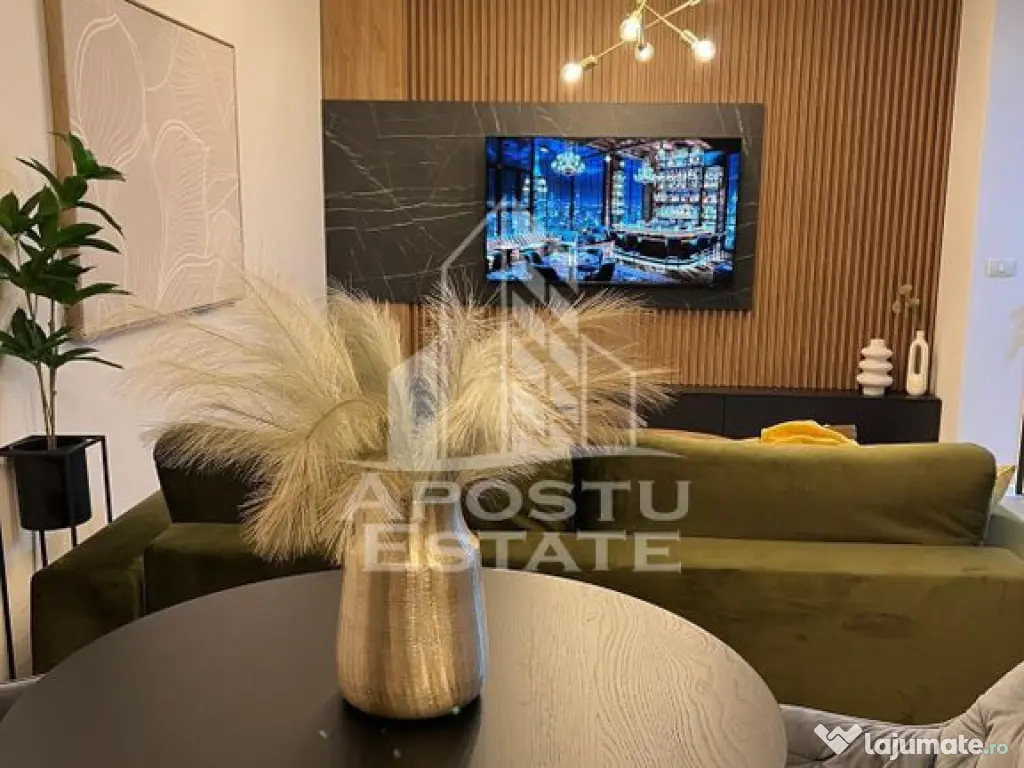 Apartament de lux cu 2 camere, loc de parcare, zona Calea... 