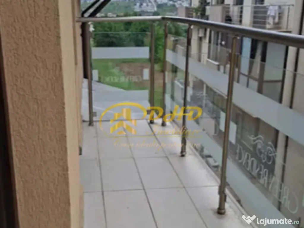 Inchiriez apartament cu 2 camere, semidecomandat in Valea Adanca 