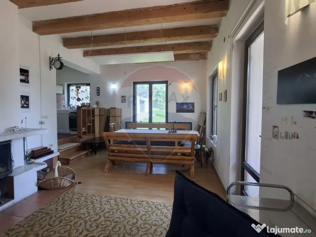 Casă de vacanță in Măgura, la poalele Munților Piatr... 