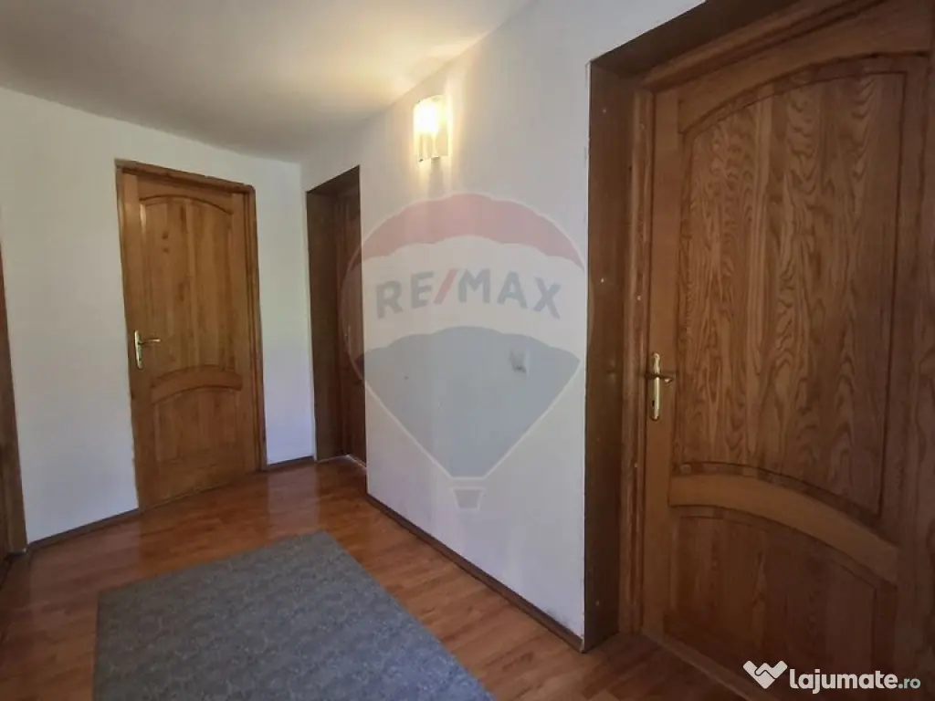 Casă de vacanță in Măgura, la poalele Munților Piatr... 