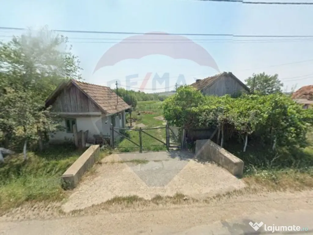 Casă de vânzare cu teren de 3000mp, sat Păgaia, Bihor