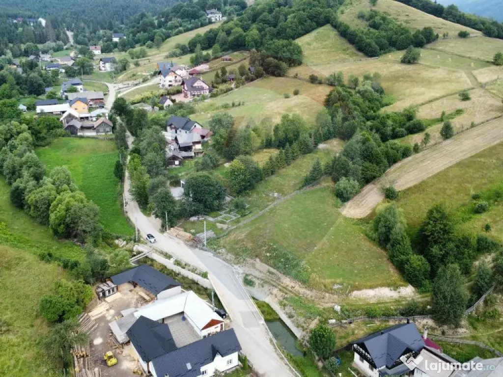 Teren 4397 mp Intravilan Manastirea Humorului / Lunga Buc... 