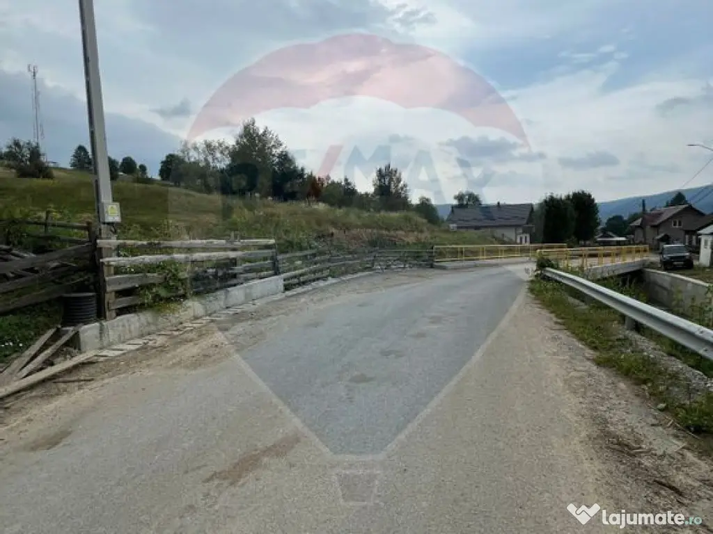 Teren 4397 mp Intravilan Manastirea Humorului / Lunga Buc... 