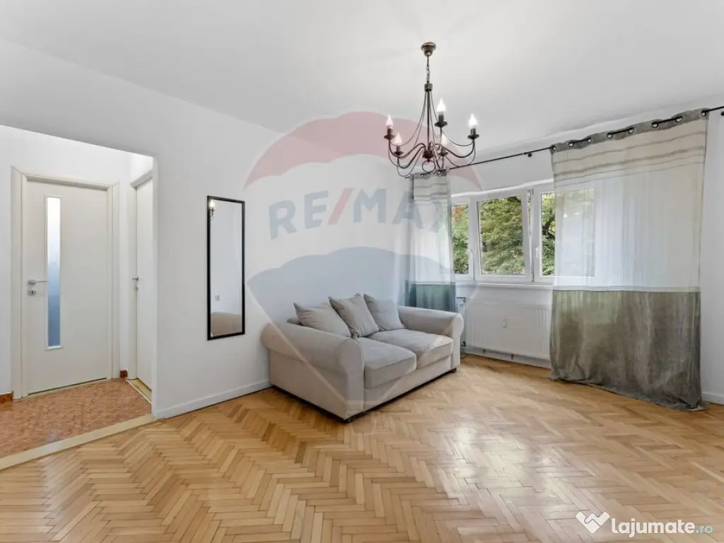 Apartament cu 2 camere de închiriat - Zona Central