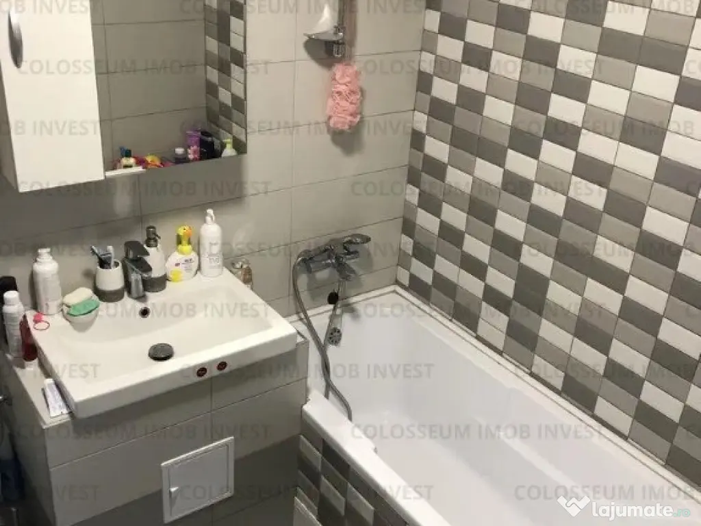 Garsonieră decomandată | 44 mp | Mobilată și utilată | Zona Astra 