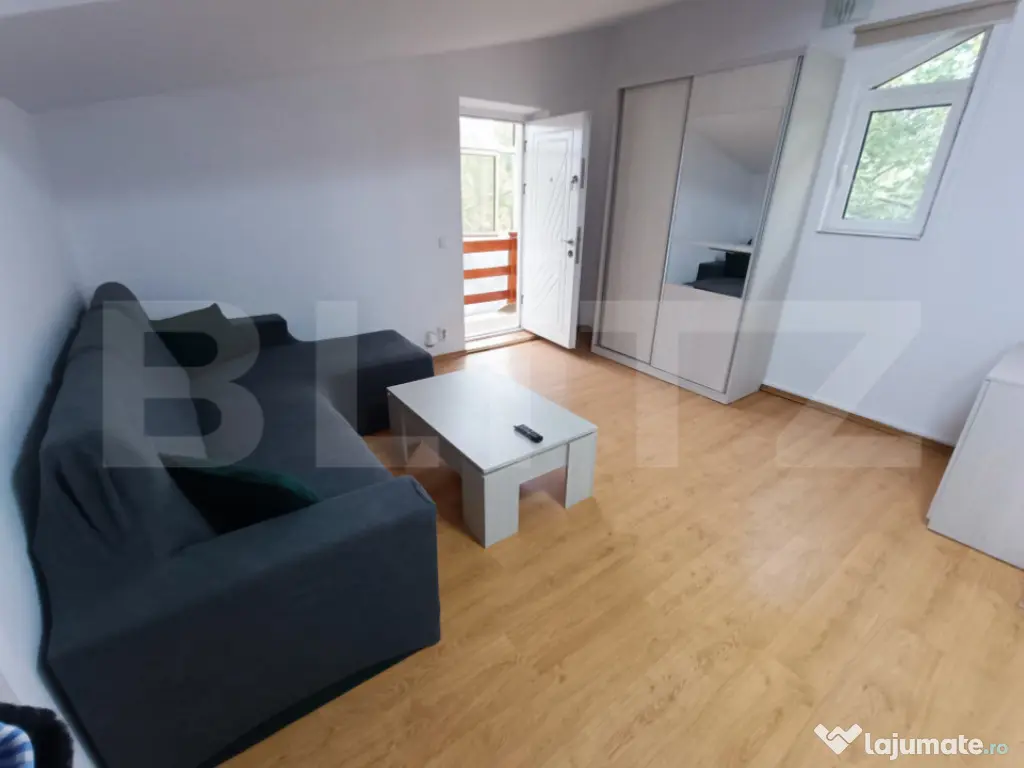 Apartament 3 camere, 100 mp, zona Nicolina