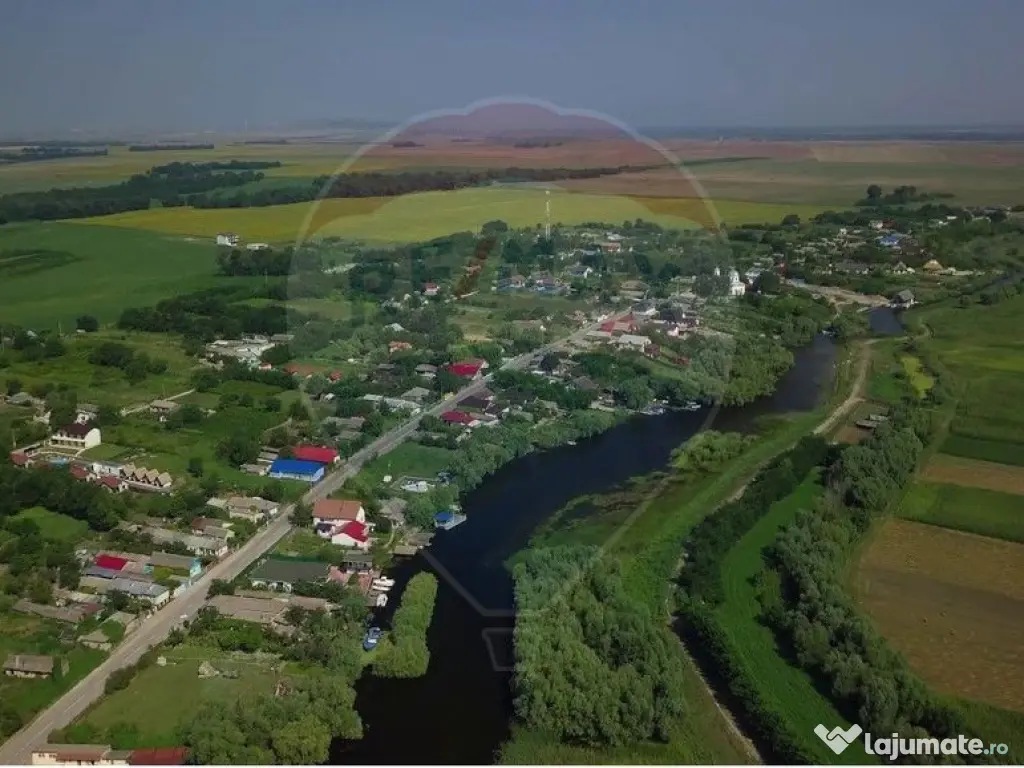 Teren de vanzare , Autorizetie 20 camere + Avize, Dunavat... 