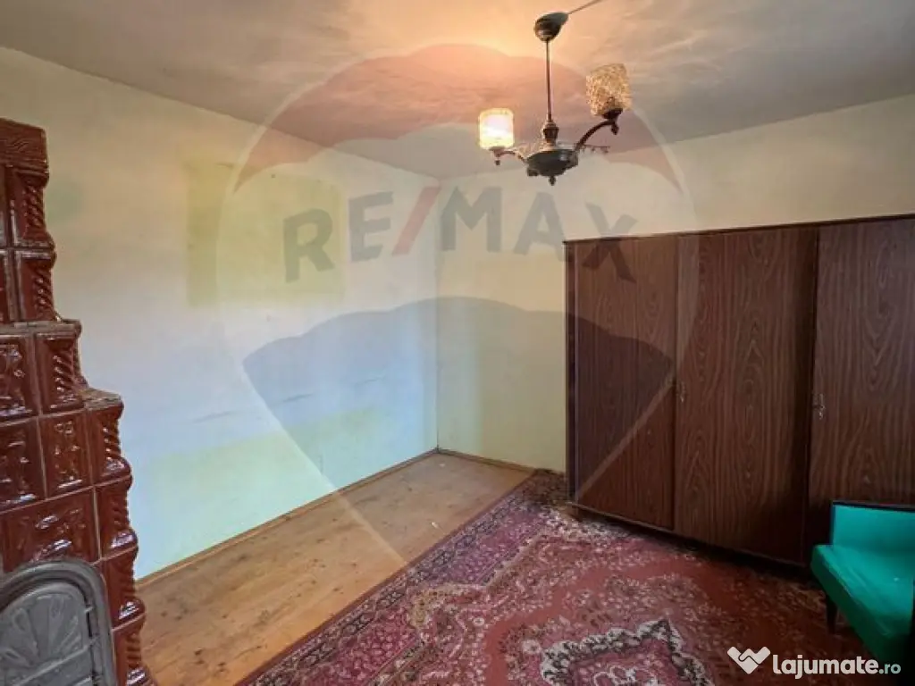 Casă / Vilă cu 3 camere în Răchitosu