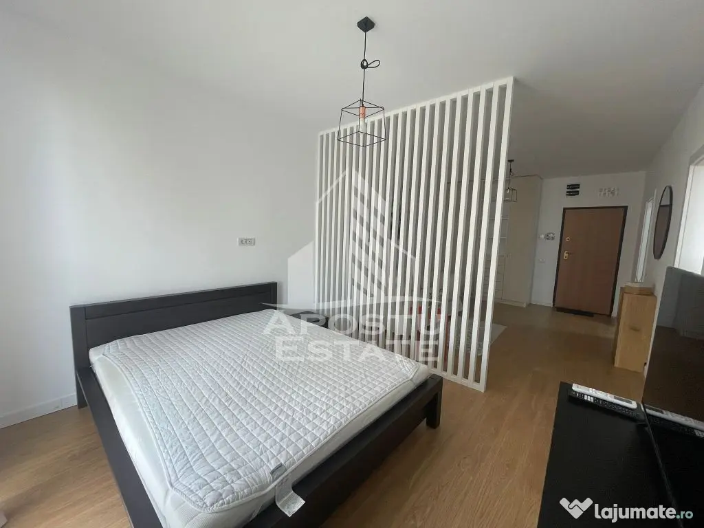 Apartament cu o camera, prima inchiriere, loc de parcare,... 