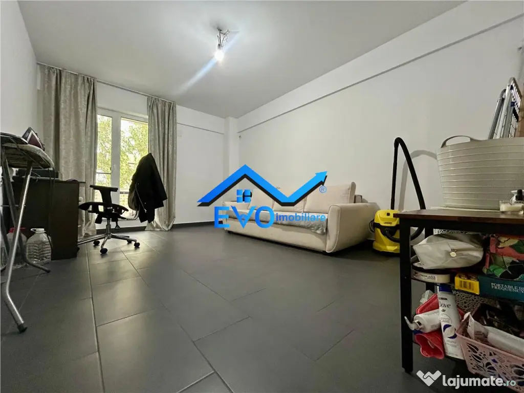 Apartament 3 camere de , 72 mp, Pacurari 