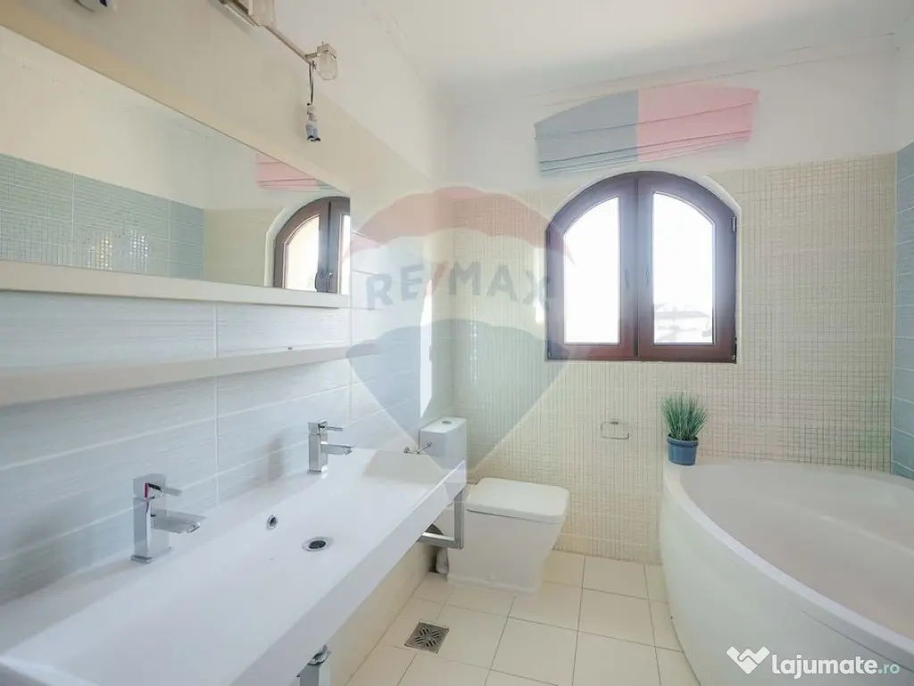 Vilă mediteraneană cu 5 camere, Dealuri Oradea 