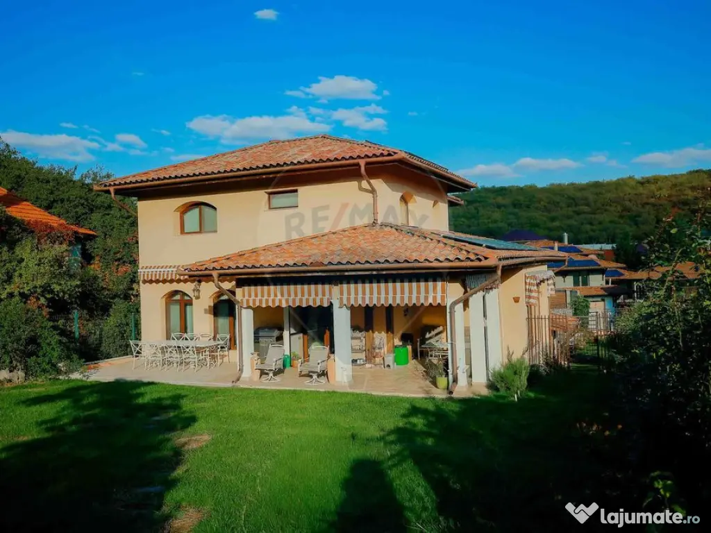 Vilă mediteraneană cu 5 camere, Dealuri Oradea 