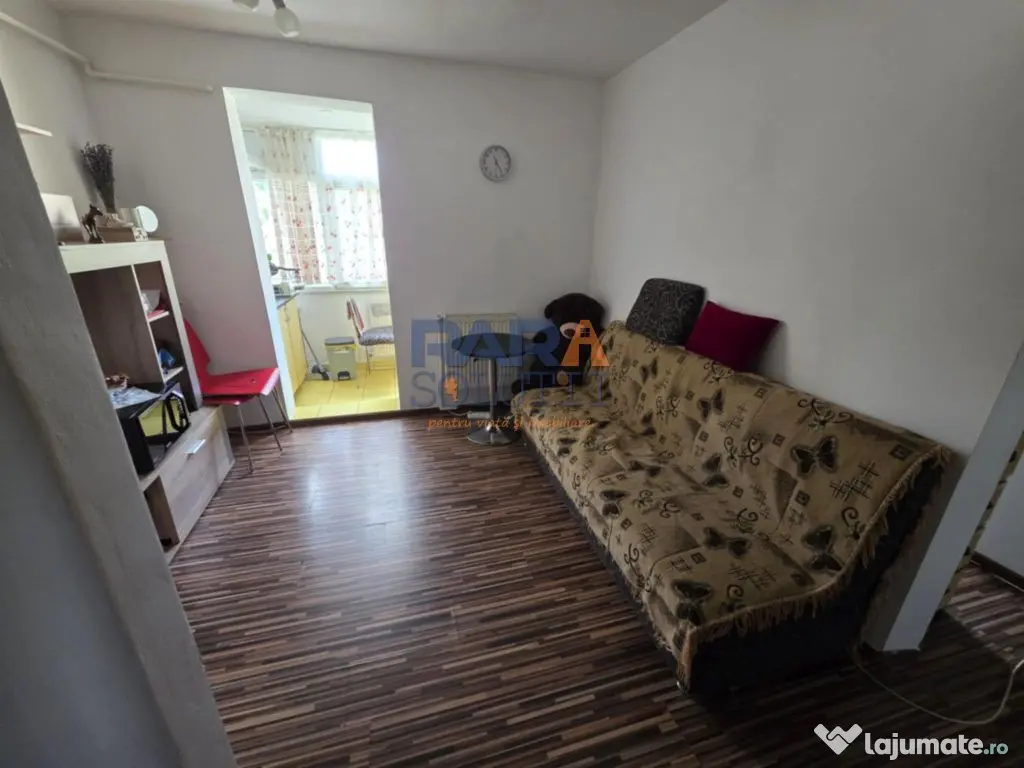 2 camere decomandat, Str. Mihai Eminescu 