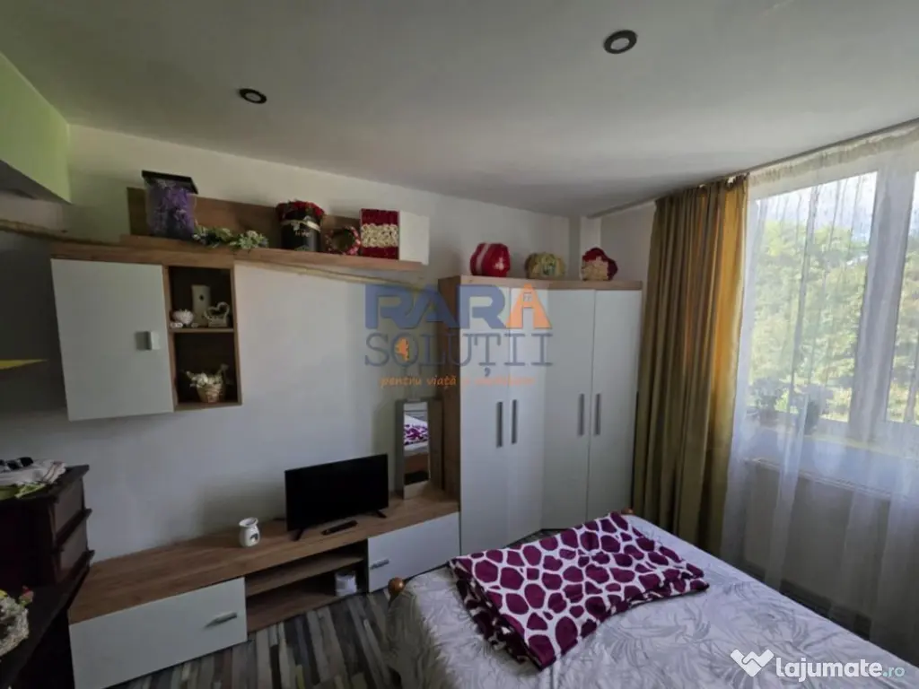 2 camere decomandat, Str. Mihai Eminescu 