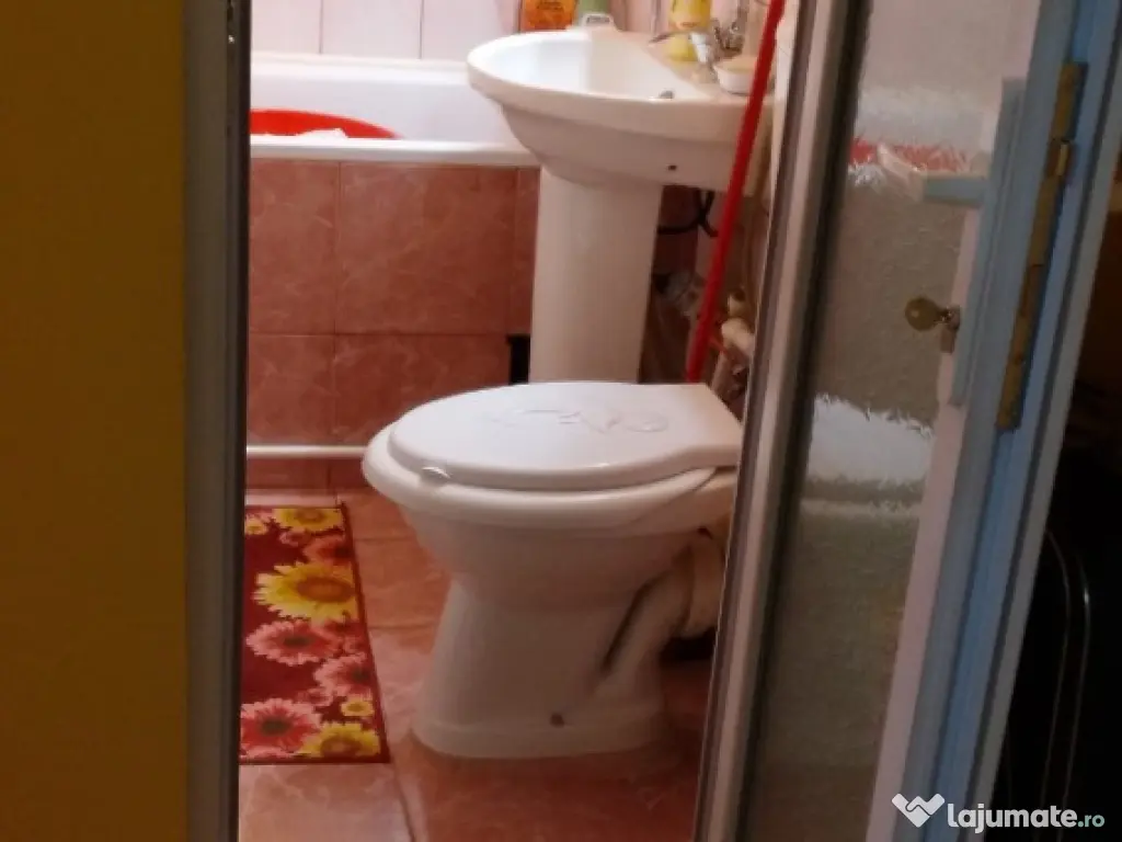 Apartament 2 camereApollo etaj 3 /4 . 