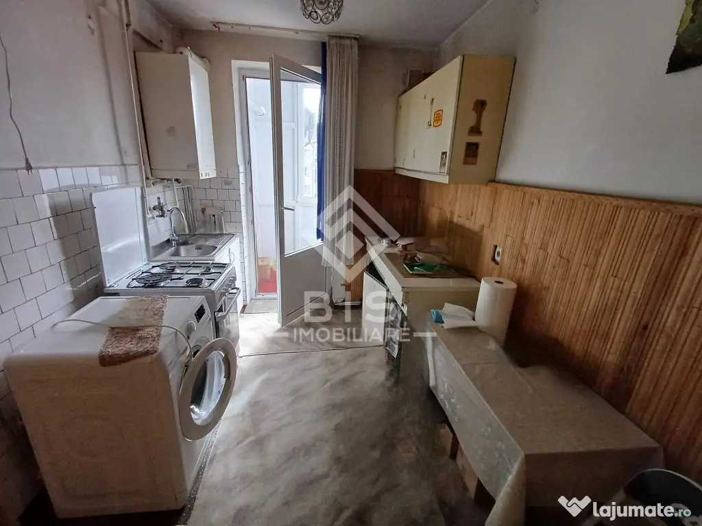 Vânzare apartament 3 camere, Decebal, 65 mp utili