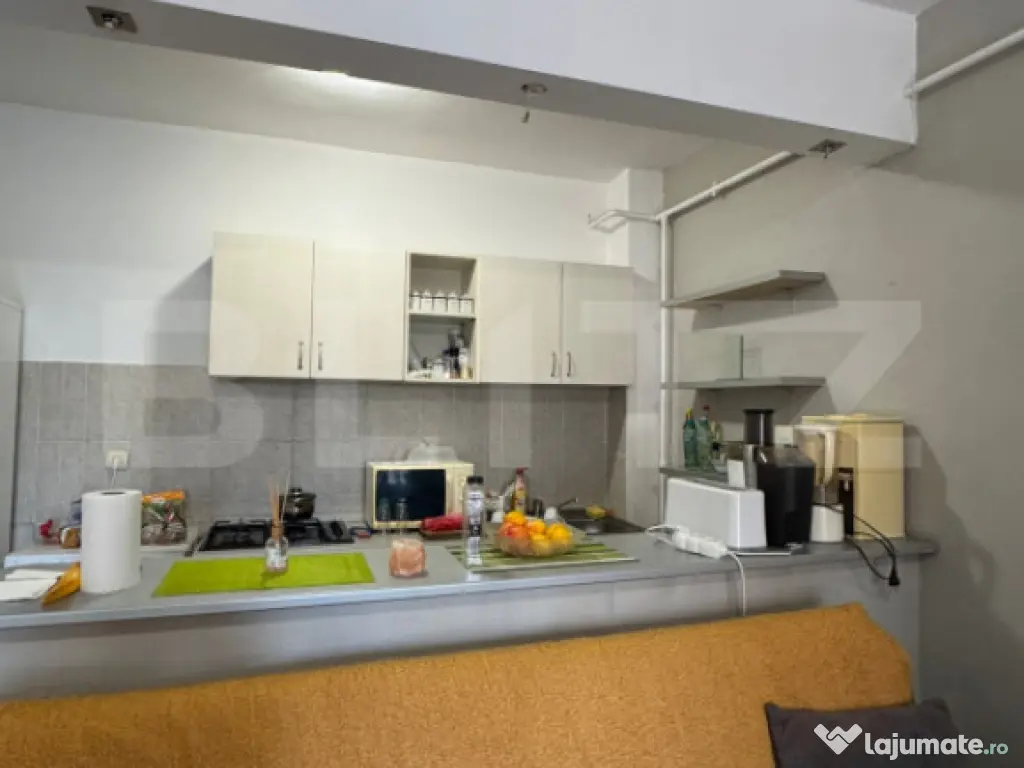 Apartament cu 2 camere, 50mp, decomandat, terasa 18mp, zona
