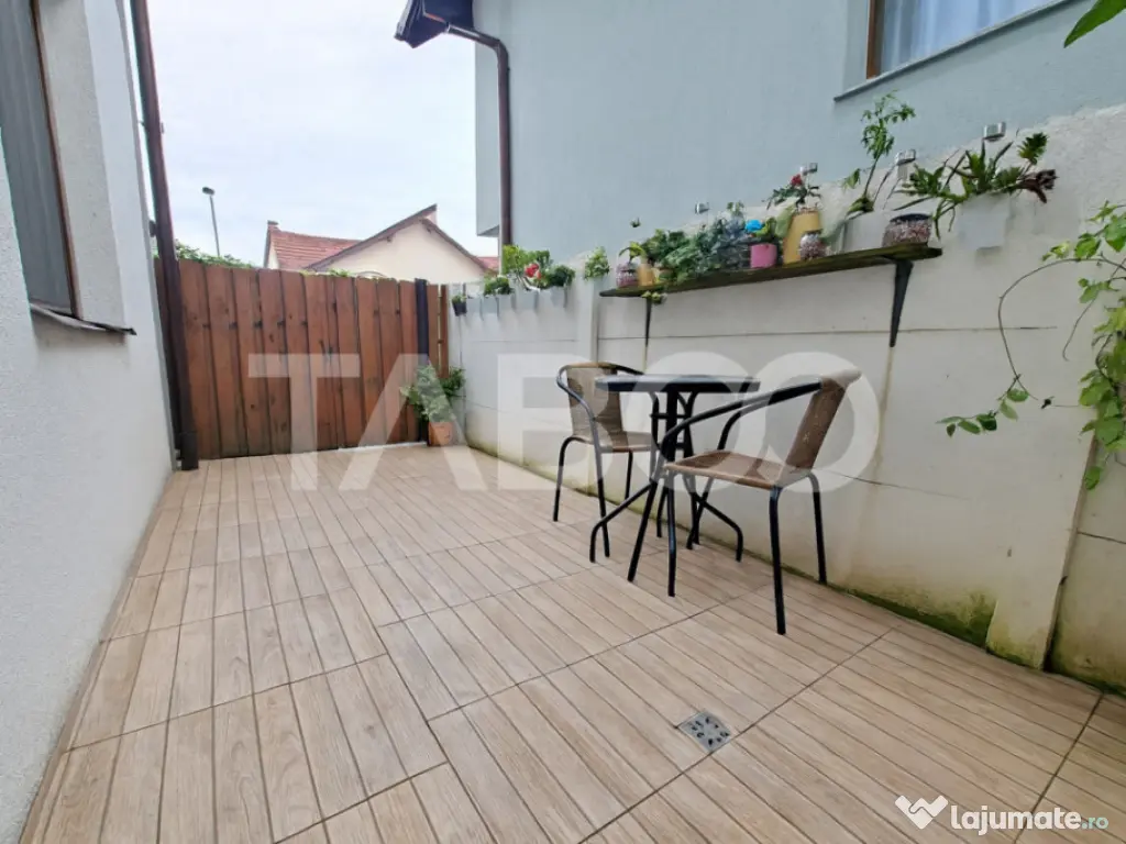 Apartament 3 camere de vanzare balcon terasa pivnita Arhitec