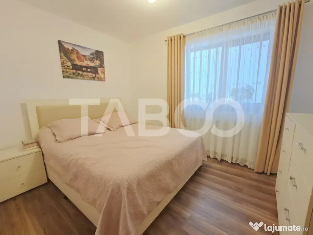 Apartament 3 camere de vanzare balcon terasa pivnita Arhitec