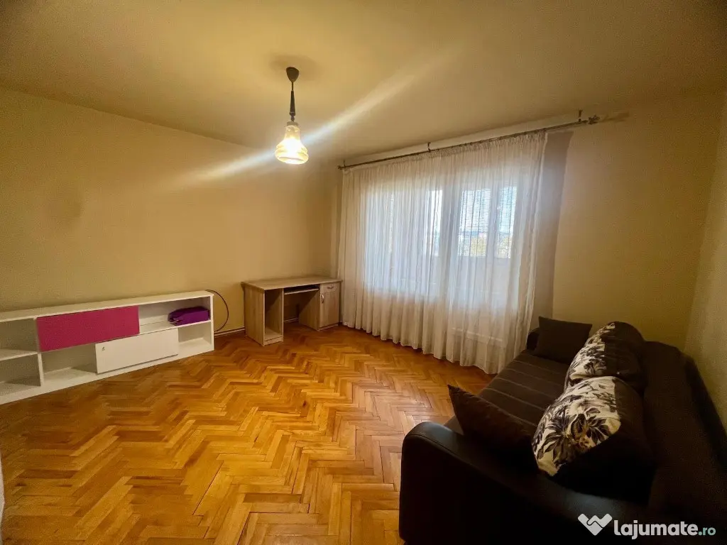CC/909 De închiriat apartament cu 3 camere în Tg Mureș - 7 Noiembrie 