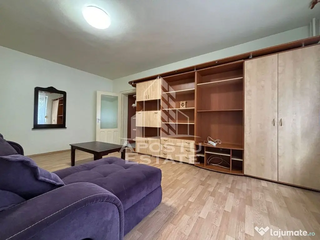 Apartament cu 2 camere, semidecomandat, bloc 2002,central...