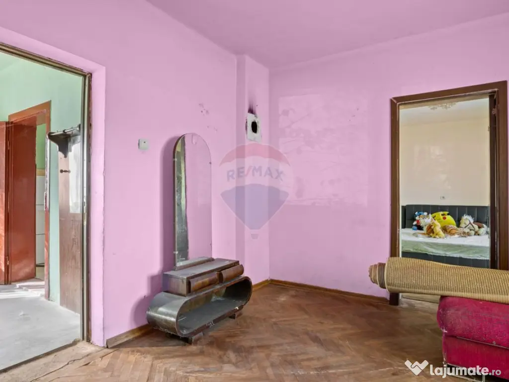 Casă de vânzare la 7 km de Arad, Loc. Sofronea 