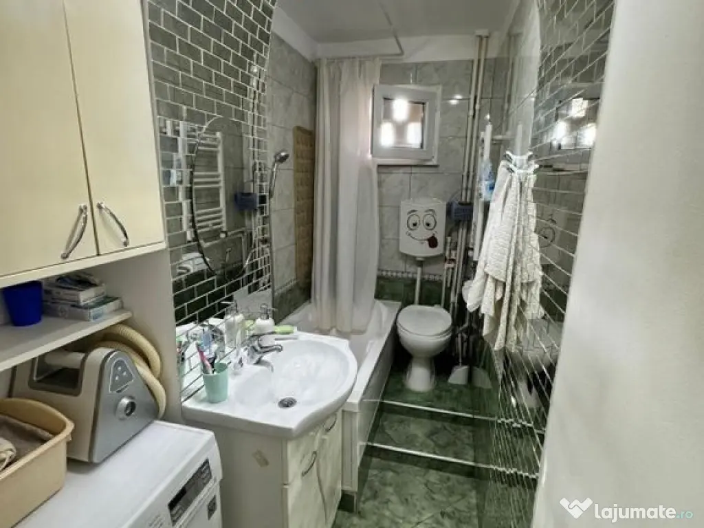 Apartament 3 camere semidecomandat-zona Inel 2