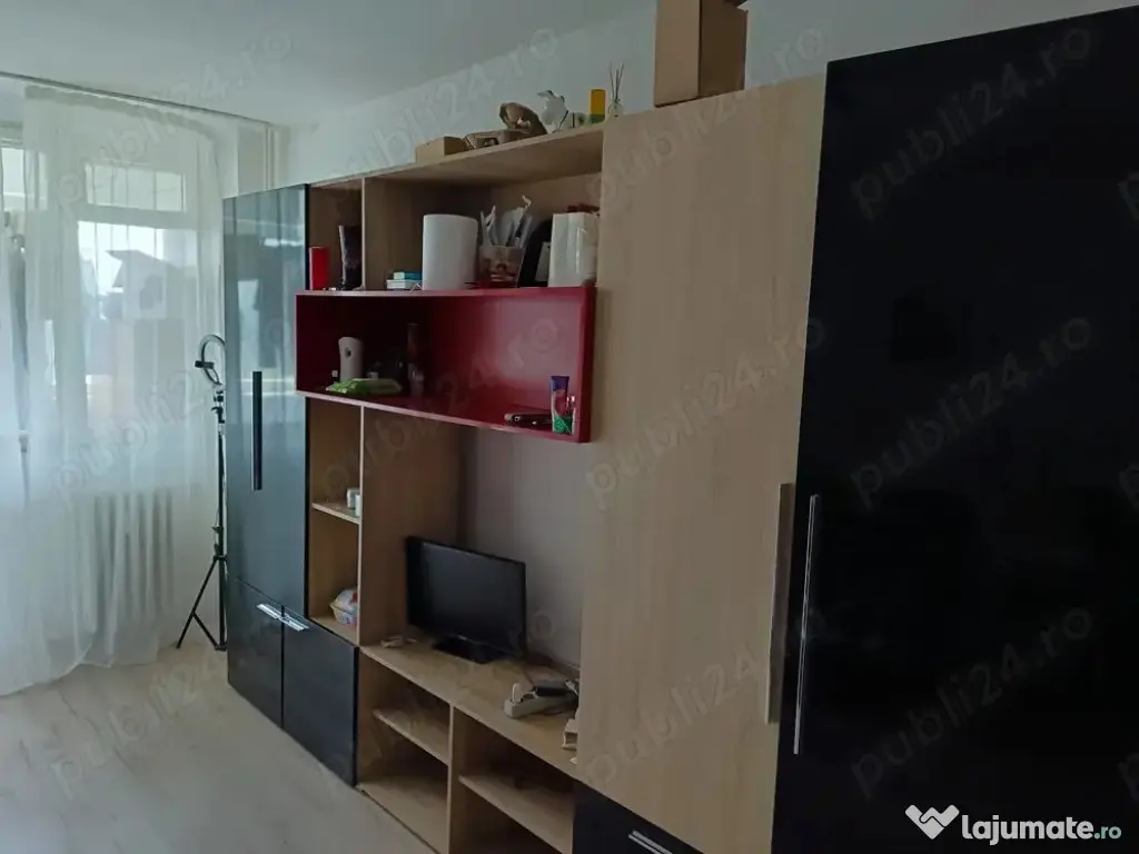 Metrou Titan – Piata Minis, gars, suprf. 30 mp, et. 7/10 