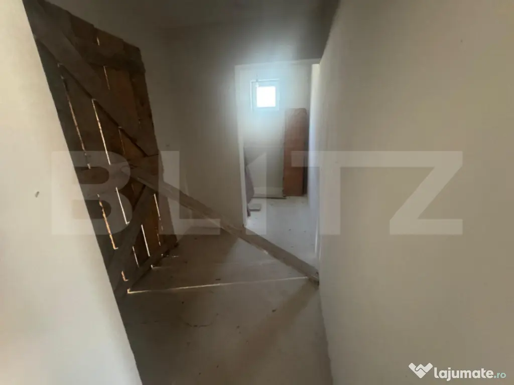 Casa cu 4 dormitoare de vanzare , 180mp, teren 1000 mp, Dece