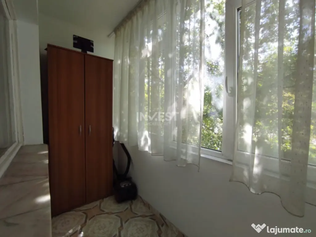 DE INCHIRIAT - APARTAMENT 2 CAMERE-PODU ROS