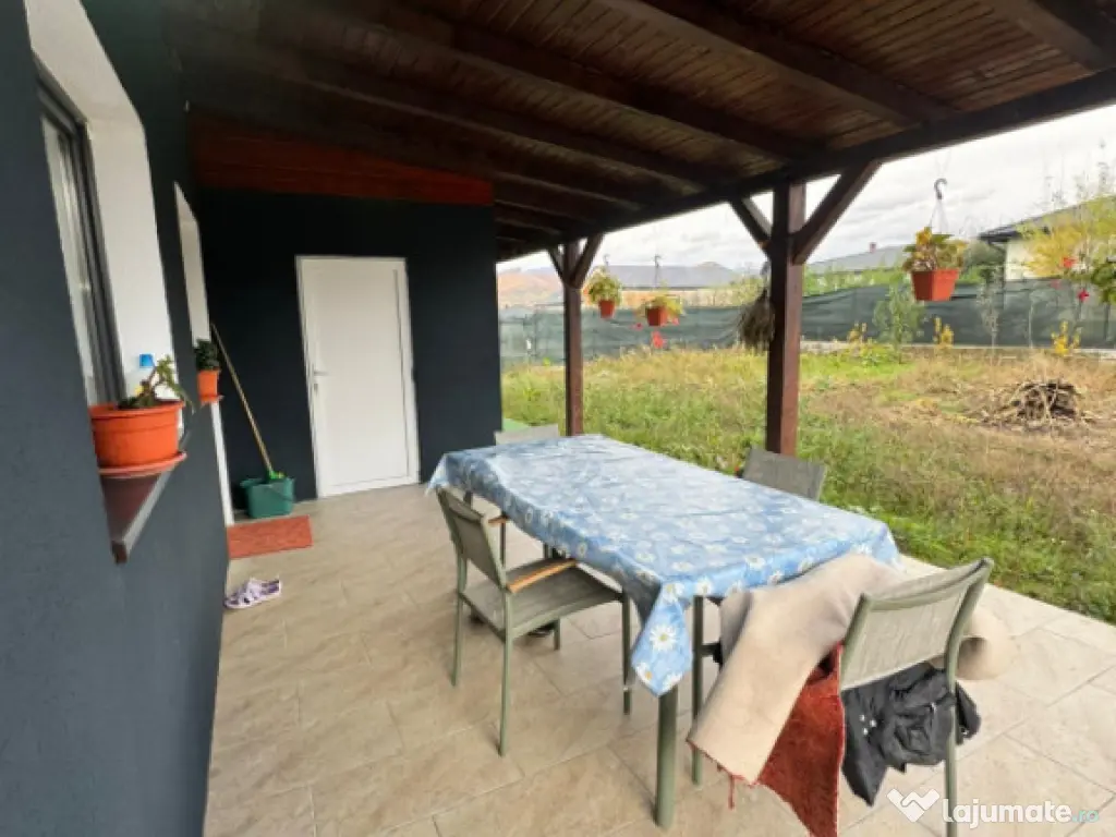 Casa modernă parter, 125 mp utili | 3 dormitoare | Eficien? 